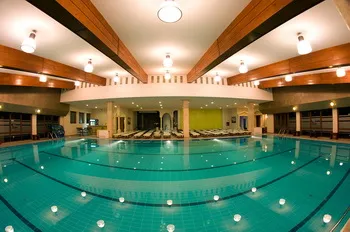 Apollo Wellness Club Hotel Sangeorgiu de Mures SPA