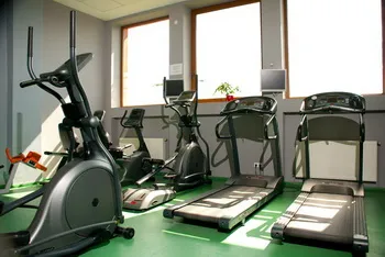 Apollo Wellness Club Hotel Sangeorgiu de Mures SPA