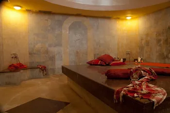 Apollo Wellness Club Hotel Sangeorgiu de Mures SPA