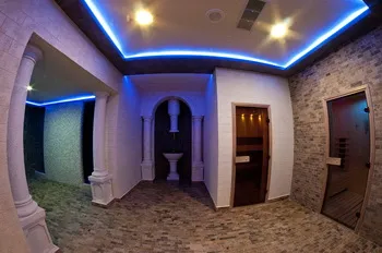 Apollo Wellness Club Hotel Sangeorgiu de Mures SPA