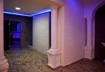 Apollo Wellness Club Hotel Sangeorgiu de Mures SPA