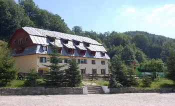 Cazare in Cheile Butii, Retezat - Cabana Poiana Soarelui ***, rezervari online in Cheile Butii, Retezat: Cabana *** cazare cheile butii - Cazare in Cheile Butii, Retezat - Cabana Poiana Soarelui ***, rezervari online in Cheile Butii, Retezat: Cabana ***