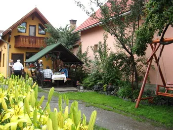 cazare madaras - Cazare in Madaras - Cabana Lali **, rezervari online in Madaras: Cabana **