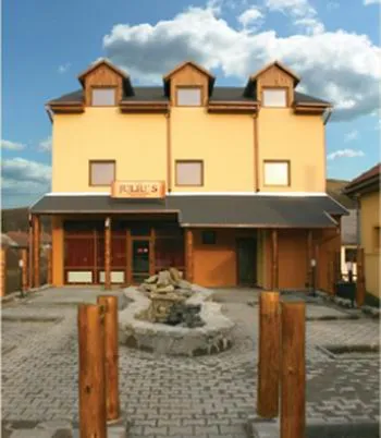 cazare miercurea ciuc - Cazare in Miercurea Ciuc - Pensiune Juliu`s ***, rezervari online in Miercurea Ciuc: Pensiune ***