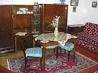 Az egyes szamu apartament elso szobaja