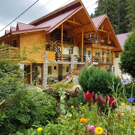 Cazare in Durau - Pensiunea Agnes ***, rezervari online in Durau: Hotel *** cazare durau - Cazare in Durau - Pensiunea Agnes ***, rezervari online in Durau: Hotel ***