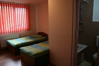 Cazare Valea Seaca, comuna Sanzieni (Targu Secuiesc) - Pensiune Malom - judetul Covasna